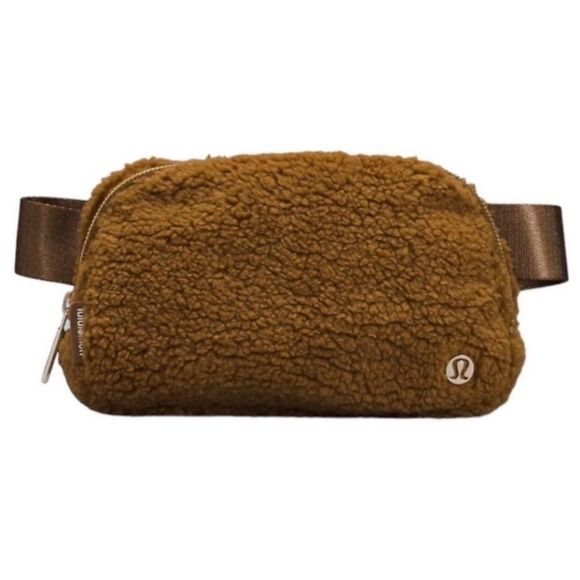 lululemon athletica Handbags - Lululemon Everywhere Belt Bag Crossbody Fanny Pack Fleece Burnt Caramel NWT